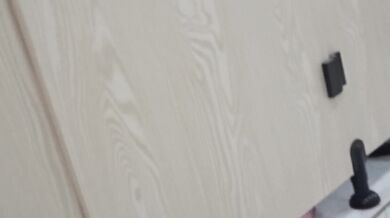 电影院女厕全景偷拍多位小姐姐嘘嘘全是没开苞的小嫩鲍一网打尽